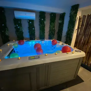 Magnifique Avec Jacuzzi Privatif Vue Port-de-Bouc
